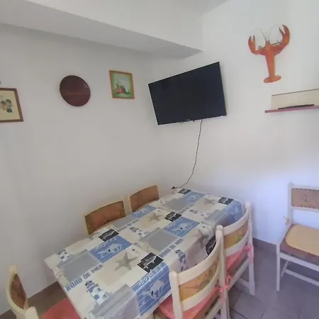 Mit Balkon Und Terrasse Apartman Abbázia